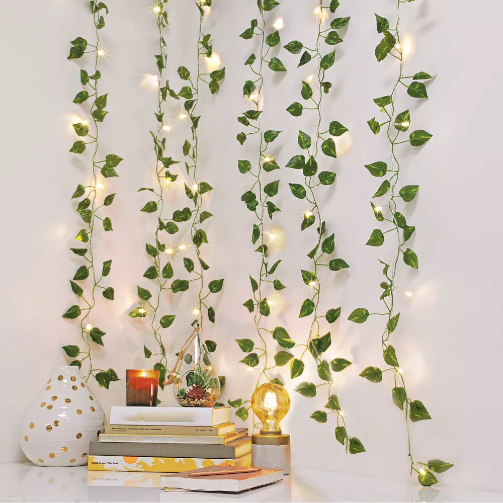 LED Vine Curtain String Lights With Remote Control